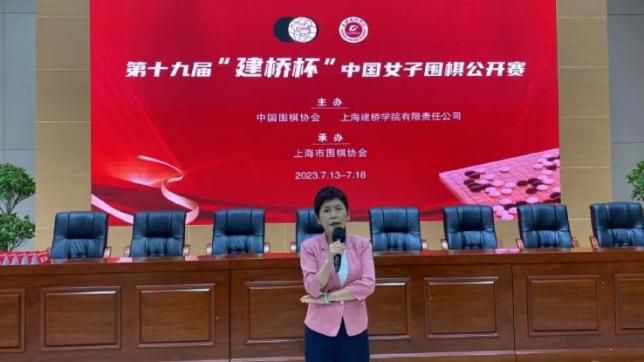 性欧美乱妇com喷浆水多